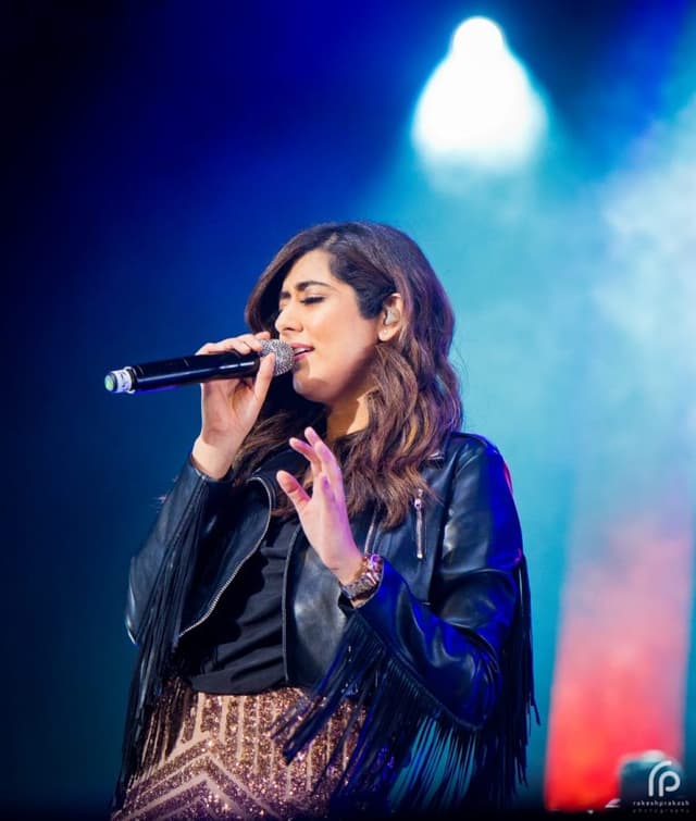 Jonita Gandhi-image